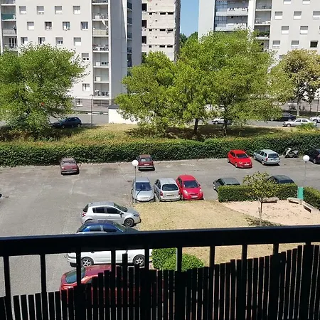 T1 Bis - Empalot - Stadium - Gare St Agne - Apartment